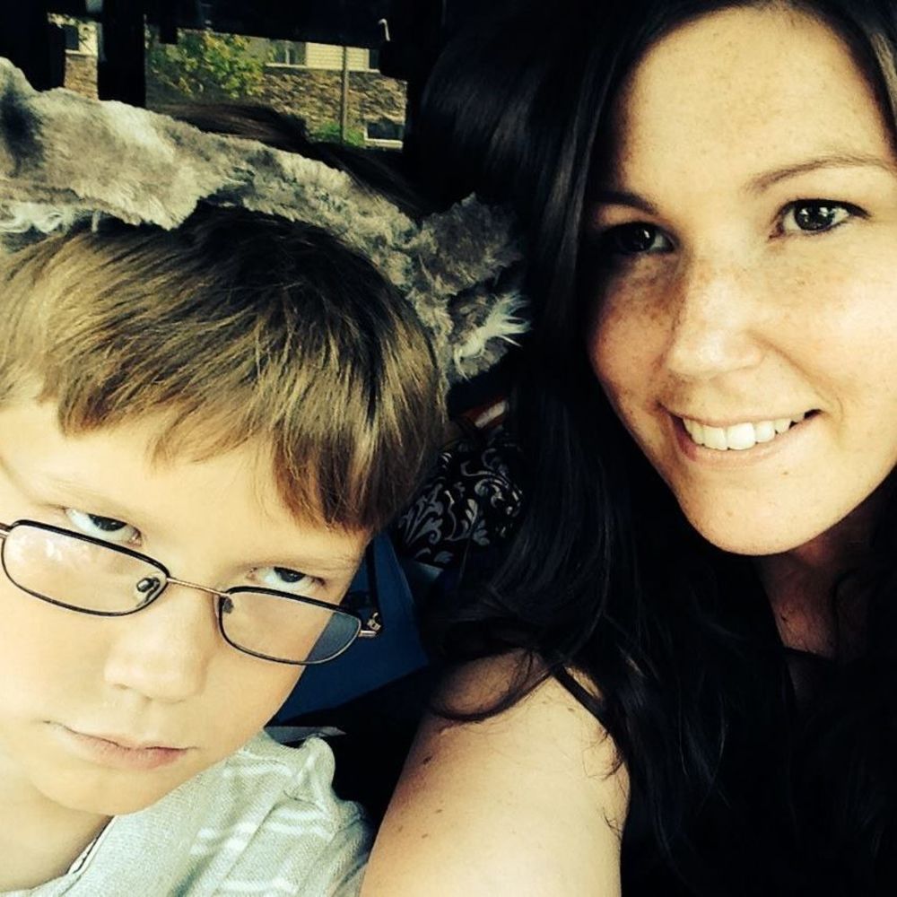 Meet your Posher, Courtney